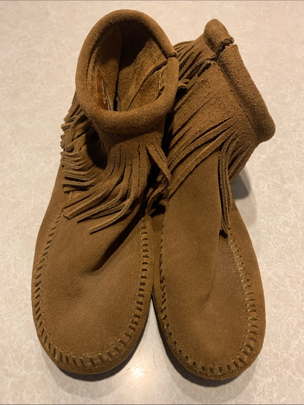 Minnetonka Ankle Brown Suede Fringe Moccasins Size 6.5